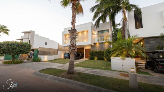 Residencia en Puerto Cancún frente al golf