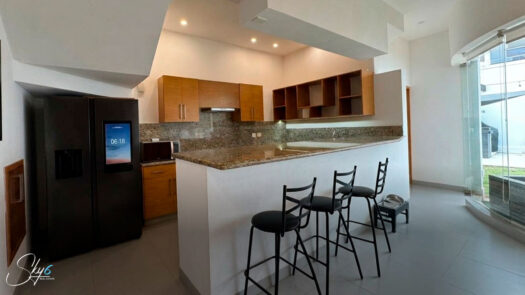 Residencia en renta en Aqua Residencial con alberca