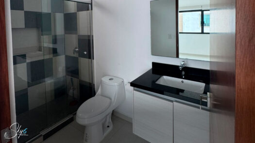 Residencia en renta en Aqua: 293 m² en 3 niveles