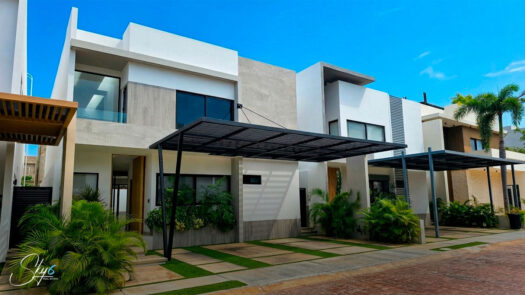Residencia en Renta o Venta en Vía Cumbres
